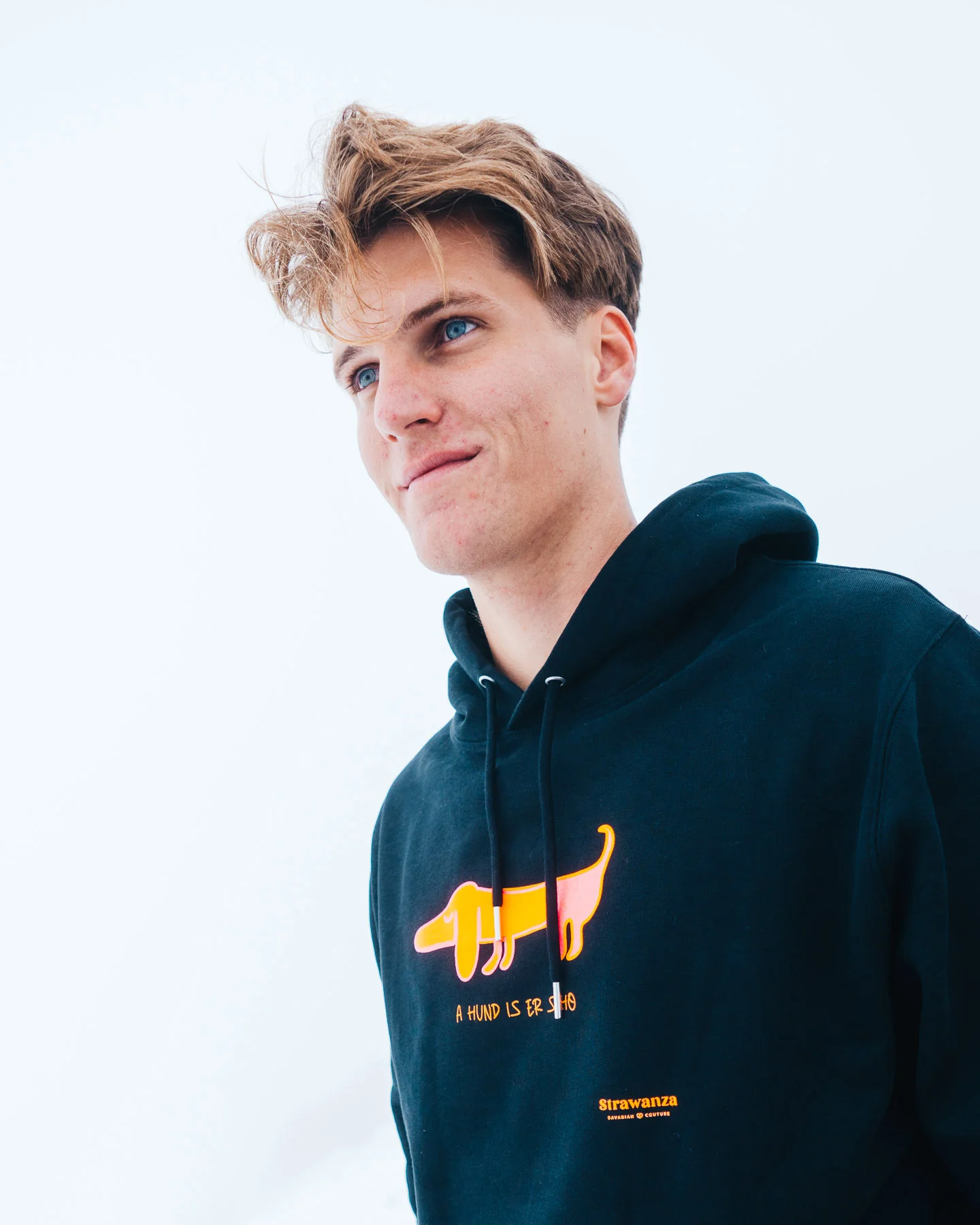 A Hund isser scho Hoodie - Image 2