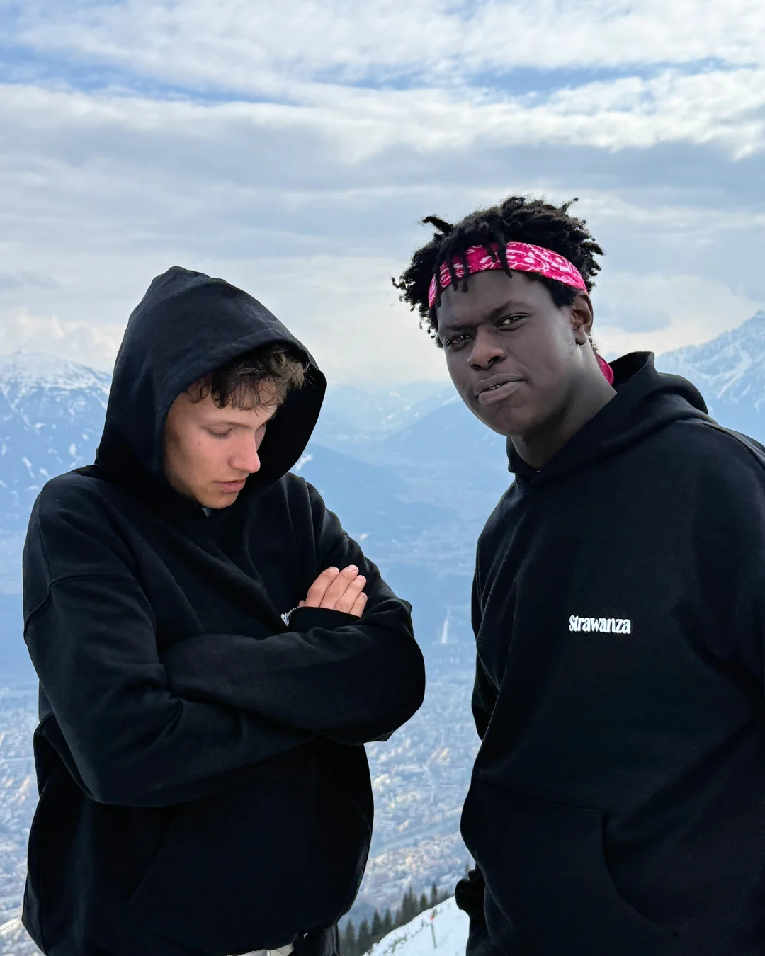 Strawanza Crew Hoodie Heavyweight schwarz - Image 6